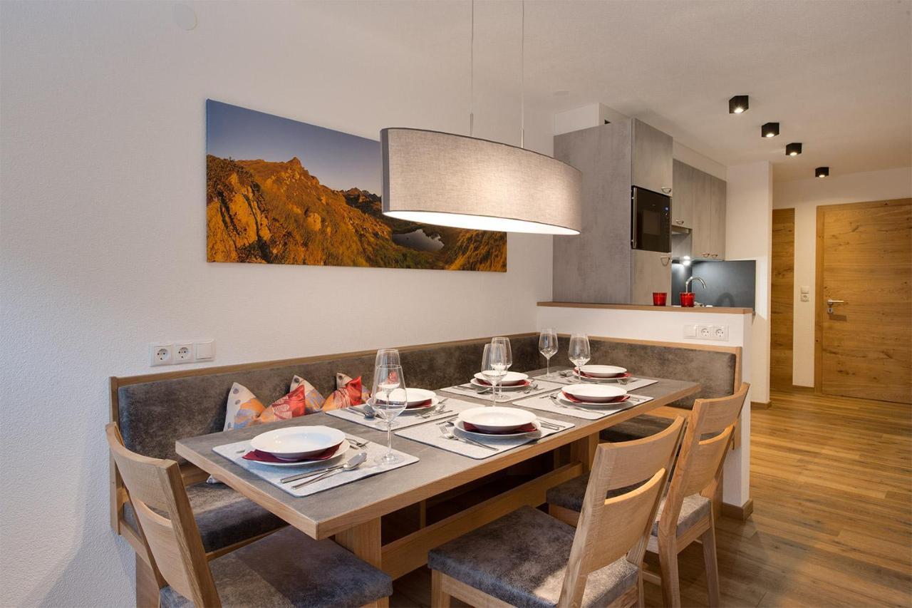 Alpenrose Appartements Burger Evelin Sankt Anton am Arlberg Exterior foto