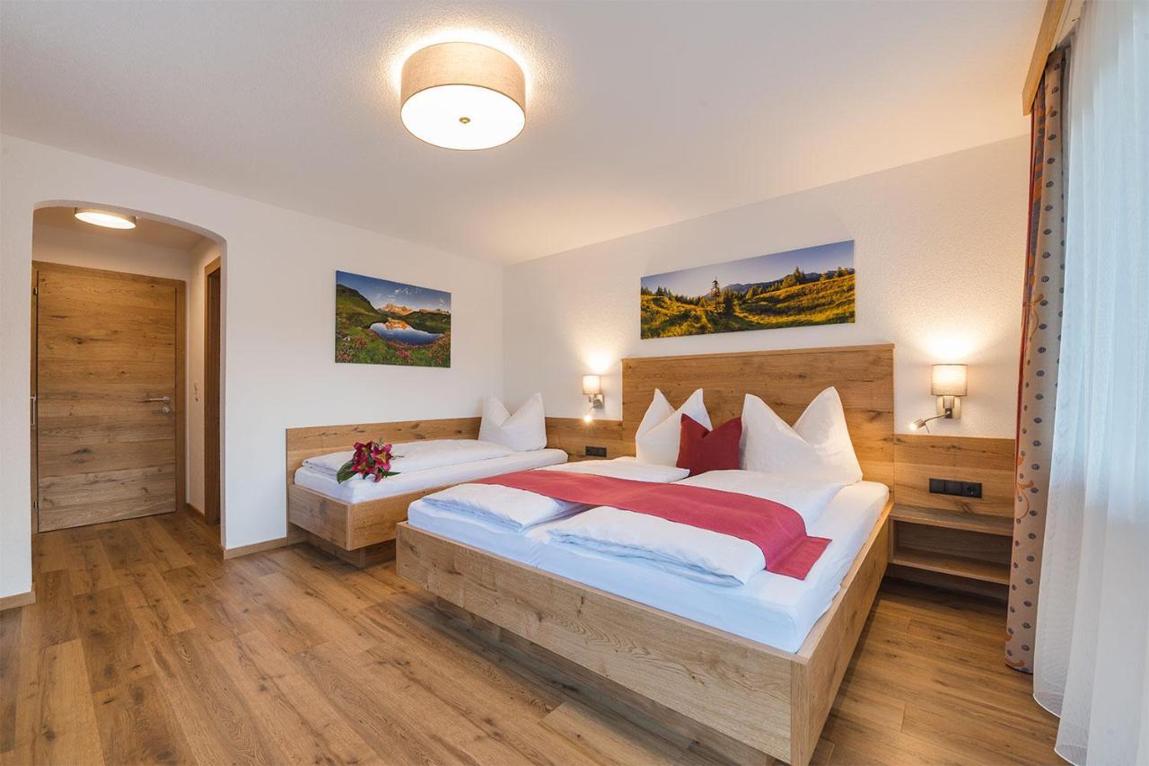 Alpenrose Appartements Burger Evelin Sankt Anton am Arlberg Exterior foto