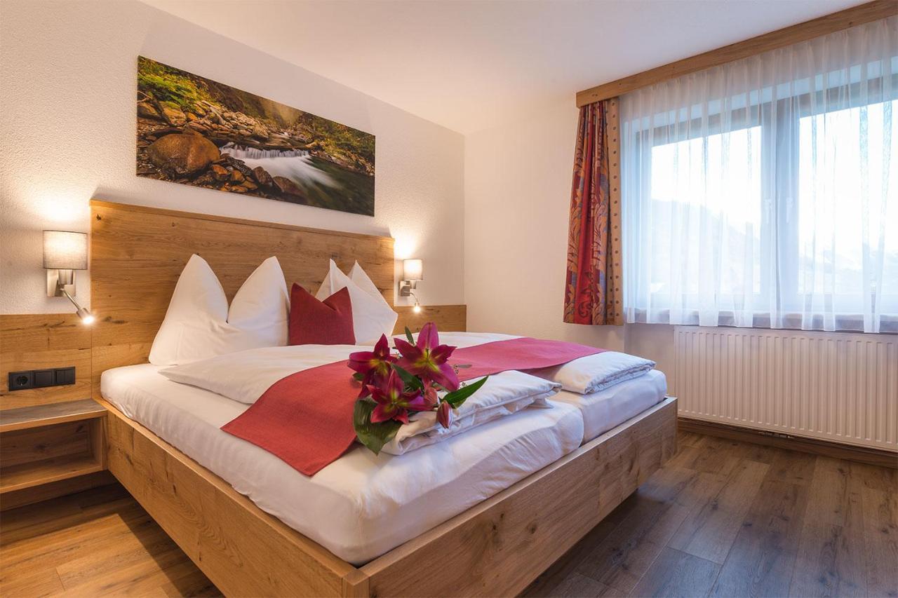 Alpenrose Appartements Burger Evelin Sankt Anton am Arlberg Exterior foto